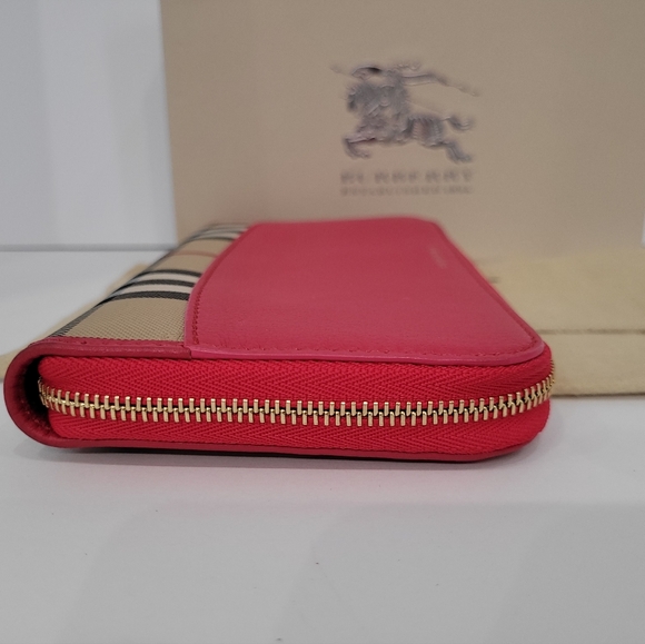 BURBERRY Wallet, Excelent Condition, 7.5"×4" - Picture 7 of 11